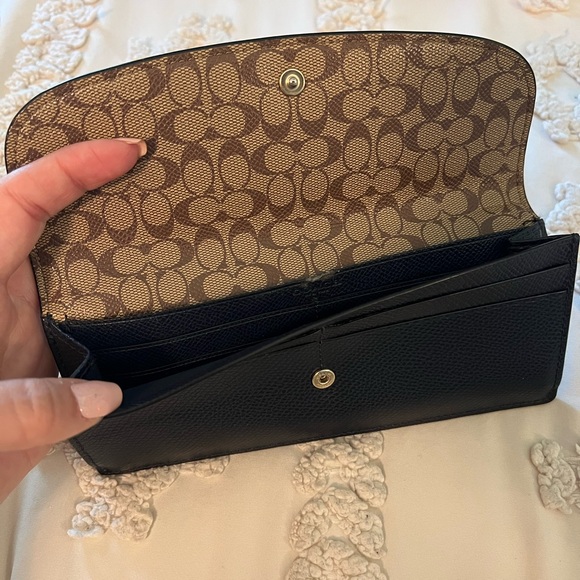 Coach Deep Navy Leather Crossbody Bag with Gold Accents - Picture 7 of 13